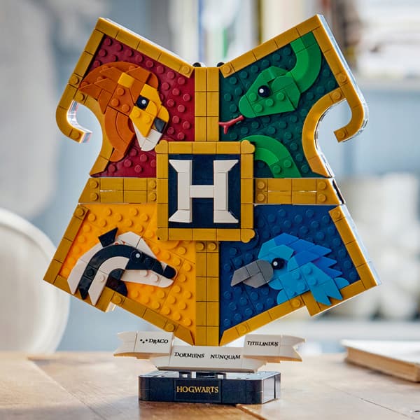 LEGO Harry Potter 76462 The Hogwarts Crest