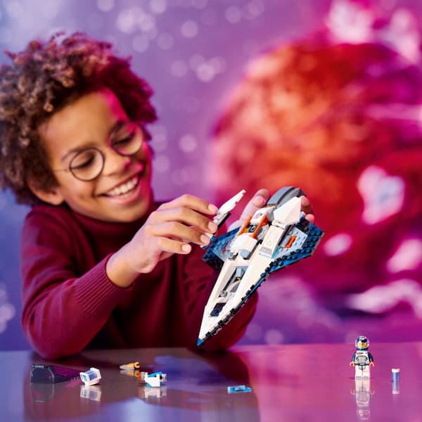 LEGO City Interstellar Ship 60430