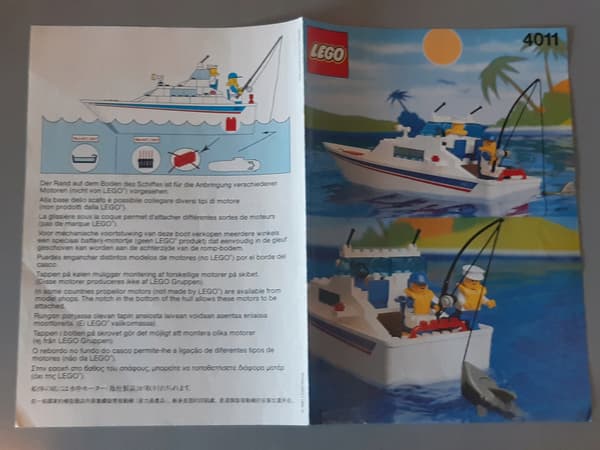LEGO 4011 Cabin Cruiser (No. 2)