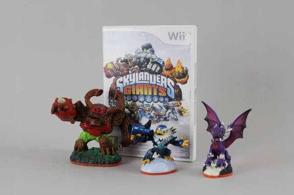 SKYLANDERS GIANTS STARTER PACK for Wii