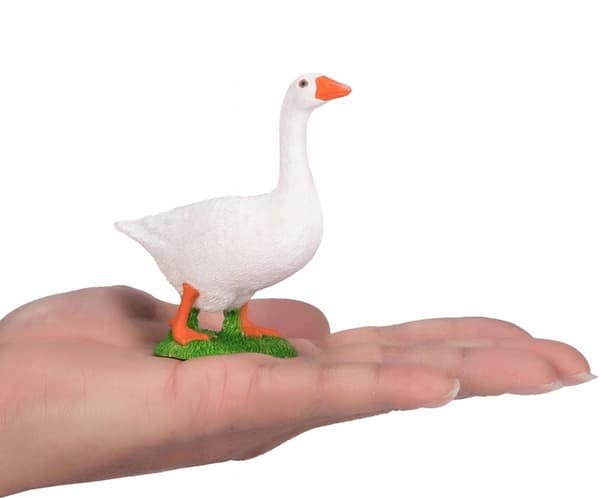 ANIMAL PLANET WHITE GOOSE FIGURINE