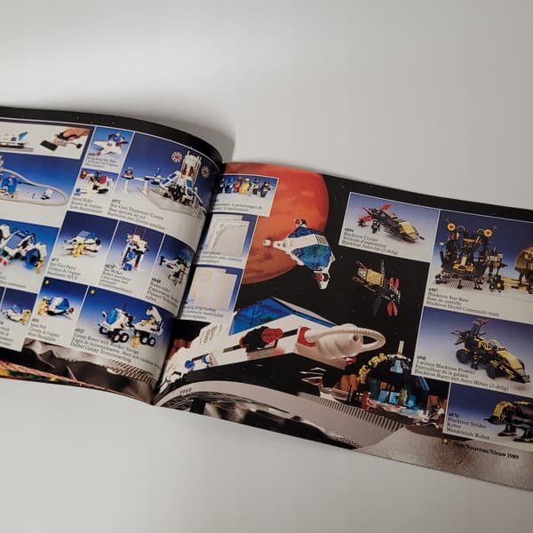 Lego Catalogue 1989: Castle, Forestman, Pirates, Space, Legoland, Town, Technic