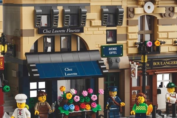 LEGO BrickLink 910032 Parisian Street