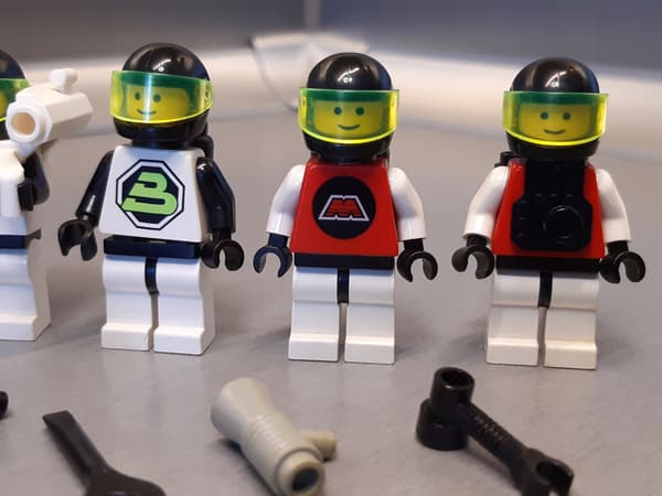 Lego Space 6704 Minifigure Pack (No. 2)
