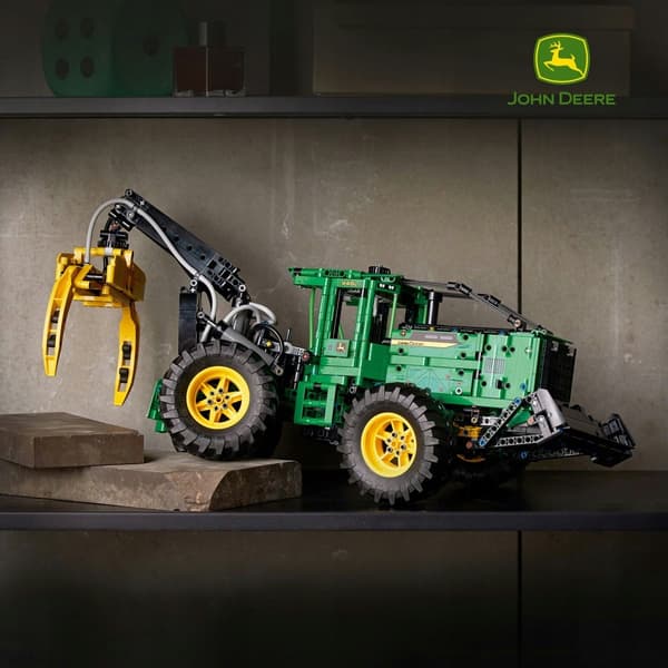 LEGO 42157 Technic John Deere 948L-II Skidder