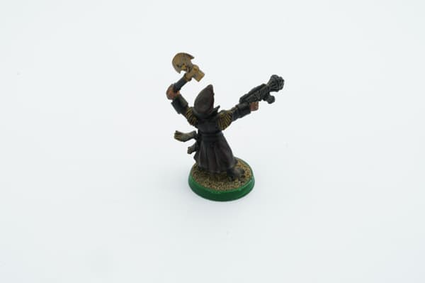 Warhammer 40k Imperial Guard Commissar metal figurine