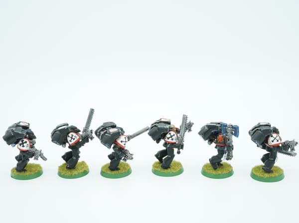 Warhammer 40k Space Marines Assault Squad – set of 6 plastic miniatures