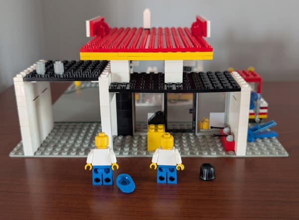 Lego 6378 Shell Petrol Station