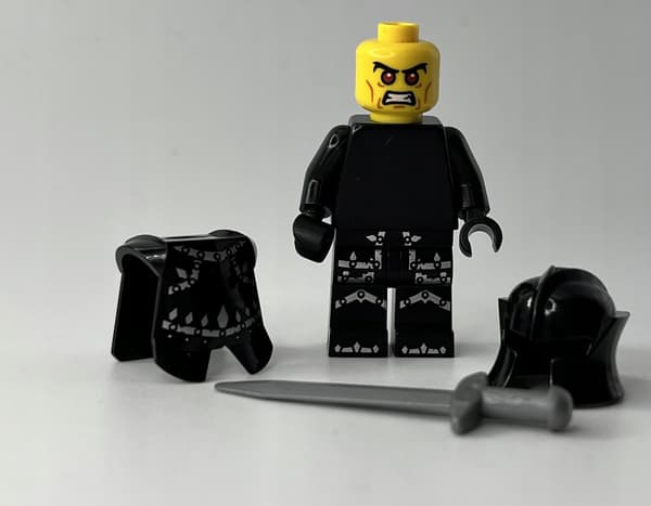 LEGO MINIFIGURE 8831, SERIES 7: EVIL KNIGHT