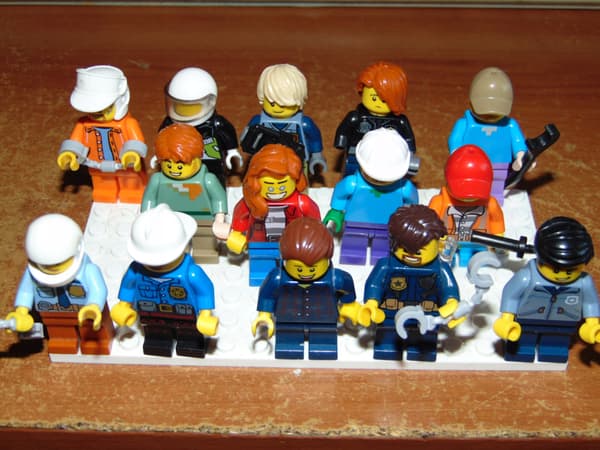 Lego bricks – Figures, 14 pieces