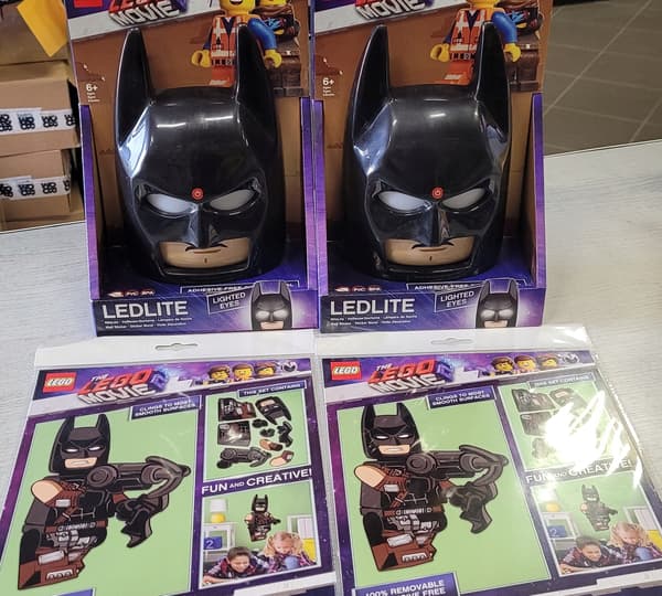 LEGO BATMAN MASK LAMP – STATIC STICKERS – EXHIBITION MODEL