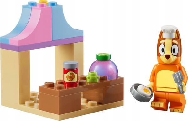 LEGO Bluey 30713: A posh restaurant with bingo