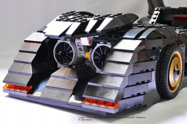 LEGO Batman 7784 – Batmobile: Collector’s Edition