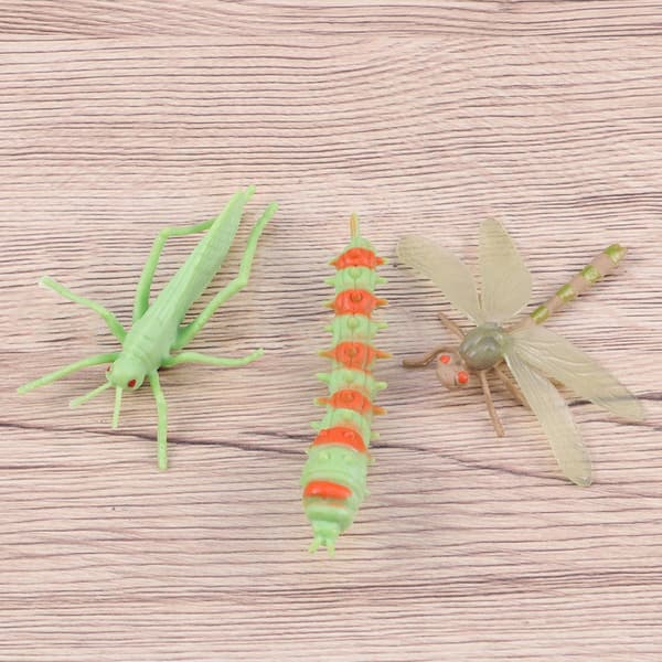 22 PLASTIC TOYS – COLOURFUL ARTIFICIAL INSECT MODELS FOR CHILDREN