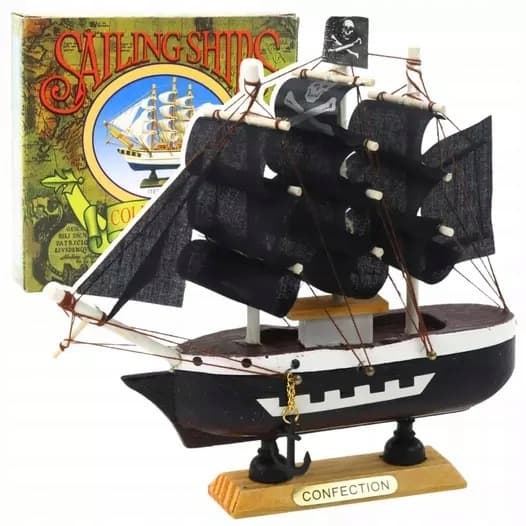 Collectors’ Model: Decorative Black Pirate Sailing Ship, 16x15cm.