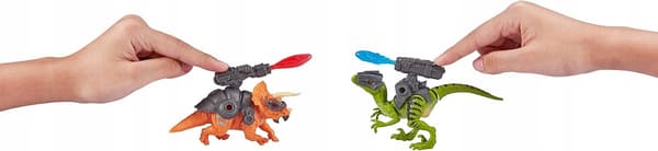 2 DINOSTRIKE Surprise Balls: Battling Dinosaurs