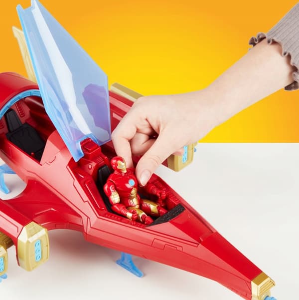 MARVEL AVENGERS Repulsor Blast Combat Jet + Iron Man figure F9329