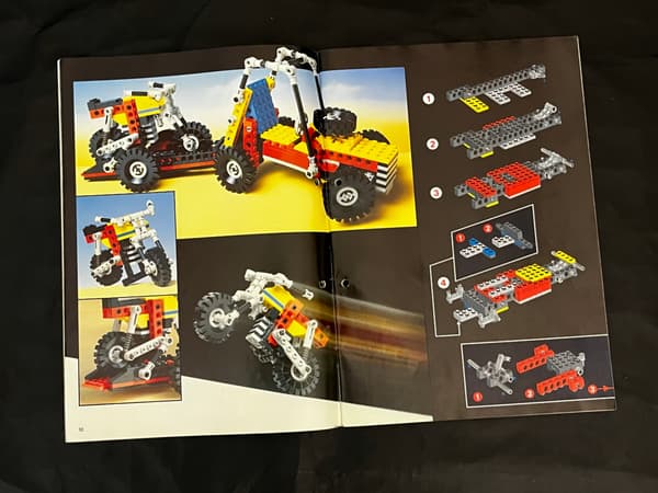 8889 LEGO Book of Ideas