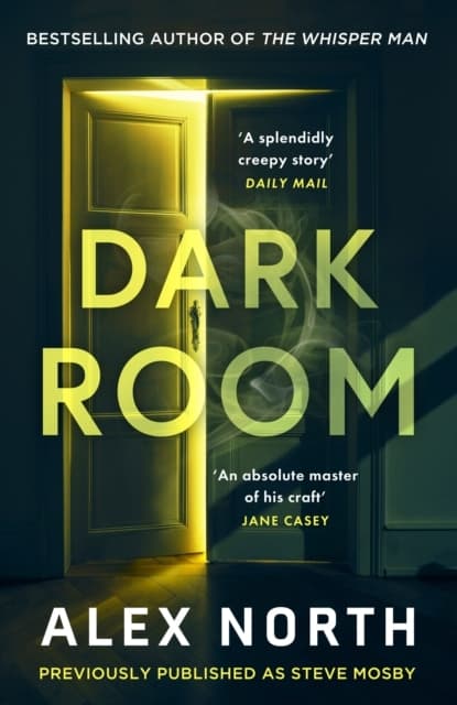 Dark Room (Kirja / Pokkari)