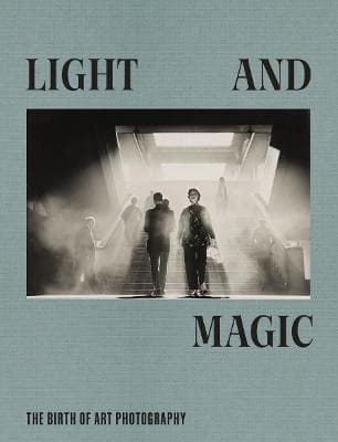 Light and Magic (Bok / Inbunden)