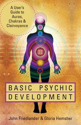 Basic Psychic Development - A Users Guide to Auras, Chakras & Clairvoyance (Kirja / Nidottu)