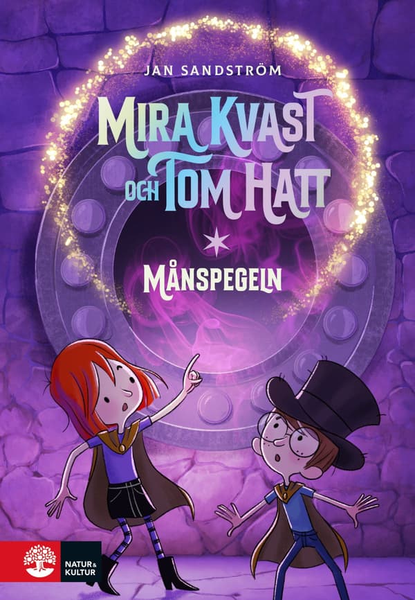 Kuun peili (Kirja / Kovakantinen)