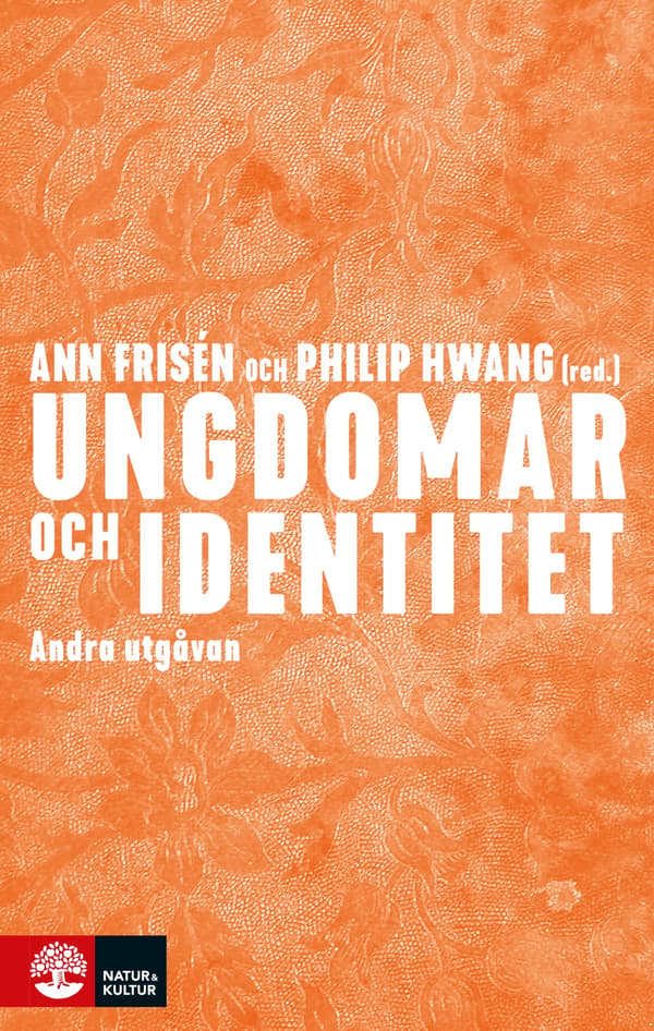 Ungdomar Och Identitet (Bok / Danskt band)