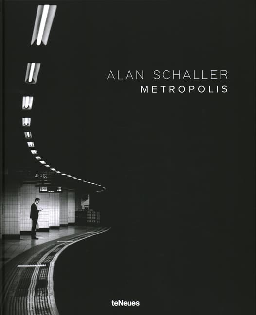 Metropolis (Kirja / Kovakantinen)
