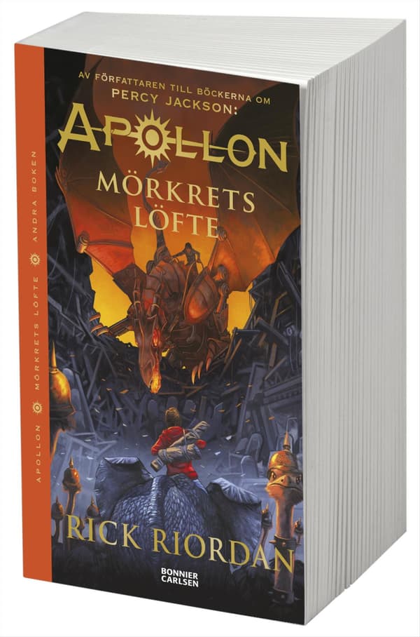 Mörkrets Löfte (Bok / Danskt band)