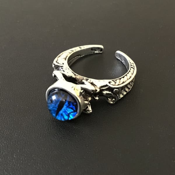 Ring: Reptiløye "Rockwear Collection"