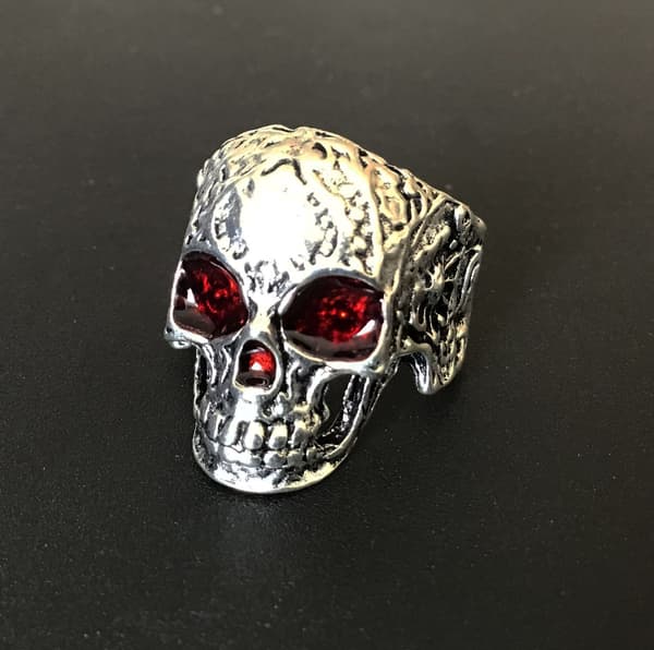 Ring: Kranie "Rockwear Collection"