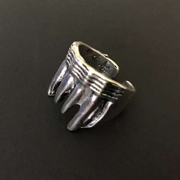 Ring: Rovdyr tænder "Rockwear Collection"