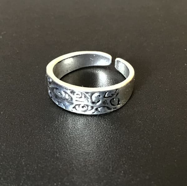 Ring: Grener med blader "Rockwear Collection"