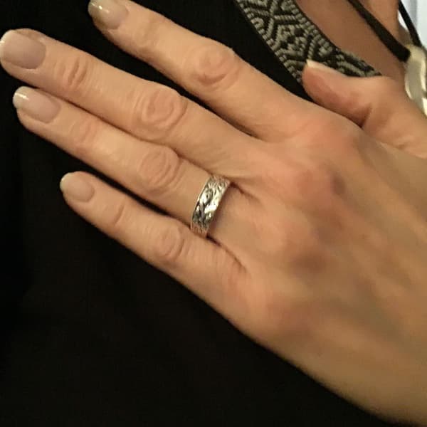 Ring: Grener med blader "Rockwear Collection"