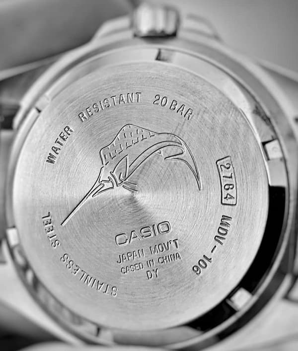 Casio MDV106DD Hulk Steel Dykarklocka