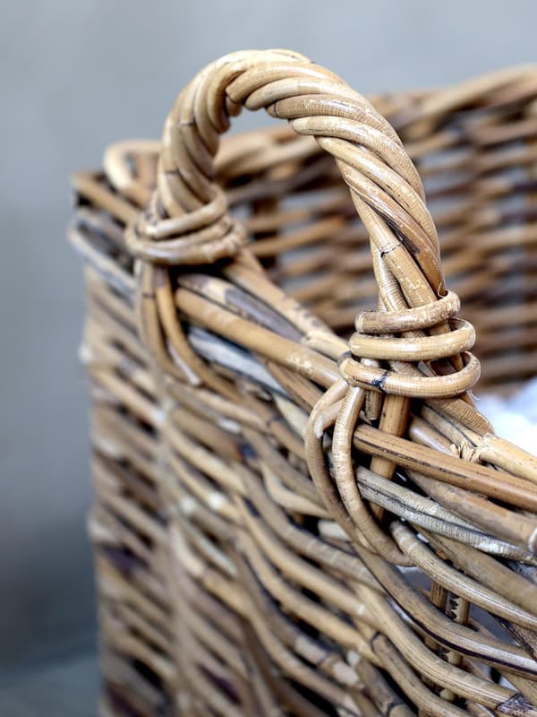 Rottinkikori Provence kahvoilla Chic Antique