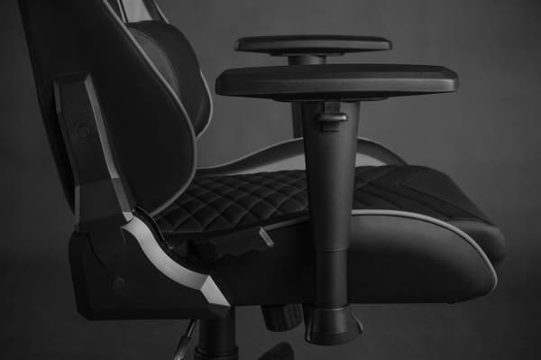 SENSE7 Spellcaster gamingstol svart-grå