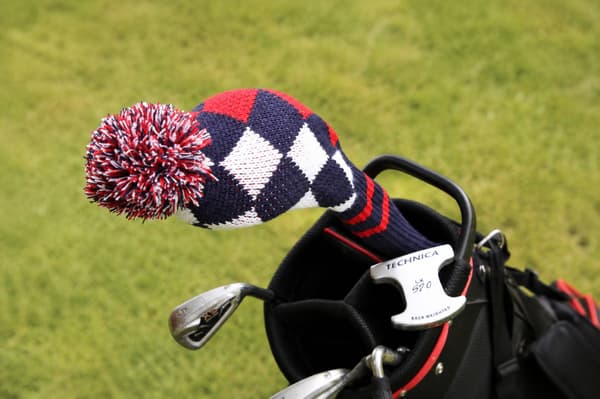 Stickad headcover - Driver - Rutig (röd, blå, vit)