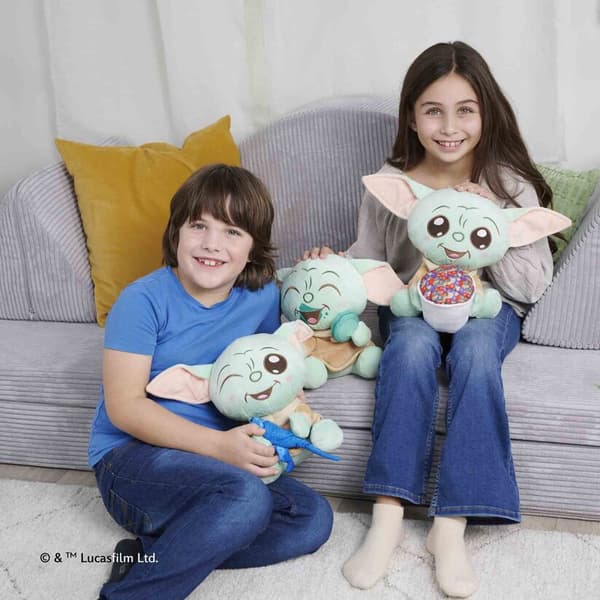 Star Wars Grogu Macaroon plush toy 25cm