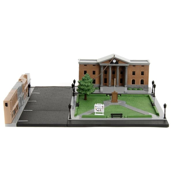 Back To The Future Hill Valley Courthouse Square diorama replica
