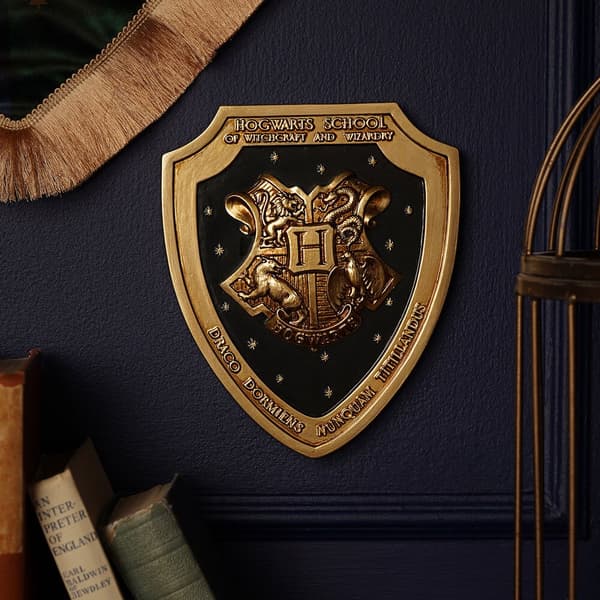 Harry Potter Hogwarts Crest 3D wall shield