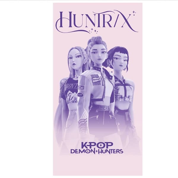 KPop Demon Hunters Huntrix microfibre towel