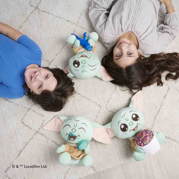 Star Wars Grogu Macaroon plush toy 25cm