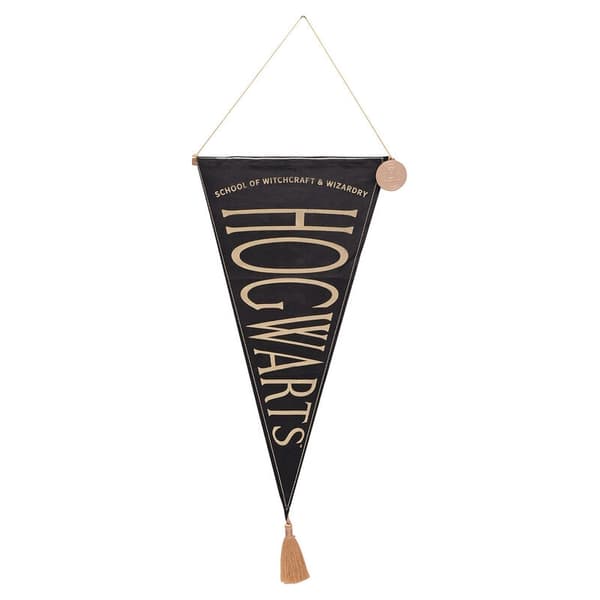 Harry Potter Hogwarts hanging banner