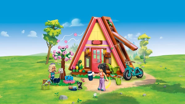 LEGO® Friends Luontoretkeilymaja 42682