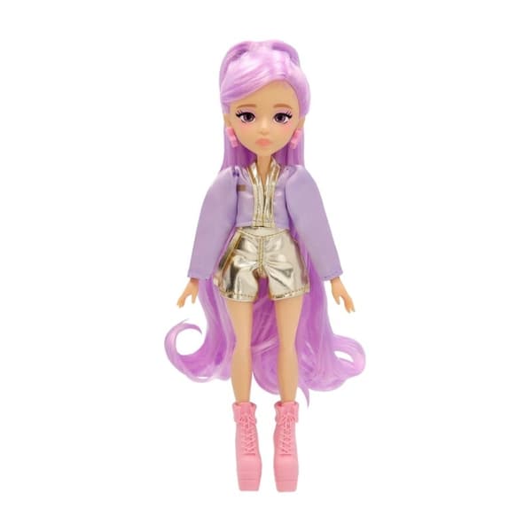 K-Pop Idol Nari Dukke