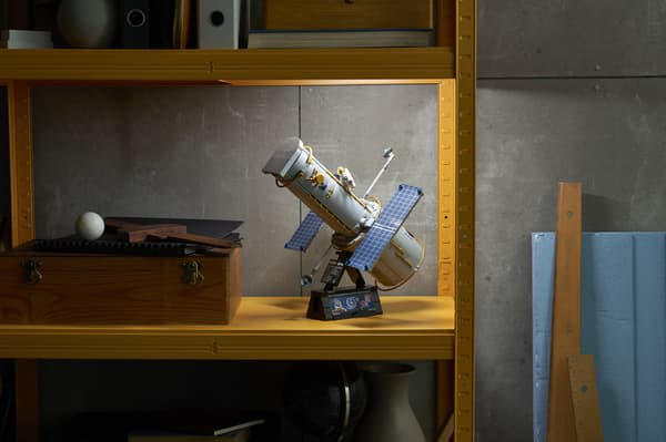 LEGO® Icons Rumteleskopet Hubble 11382