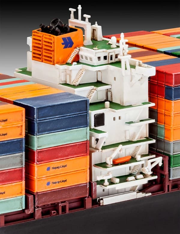 Revell Container Ship Colombo Express 1:700 Mallisarja