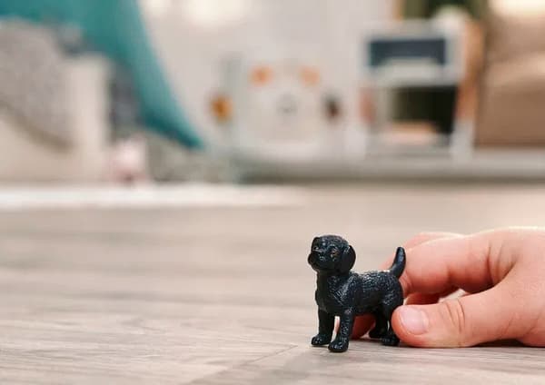 schleich® FARM WORLD Sort labrador retriever hvalp 14922