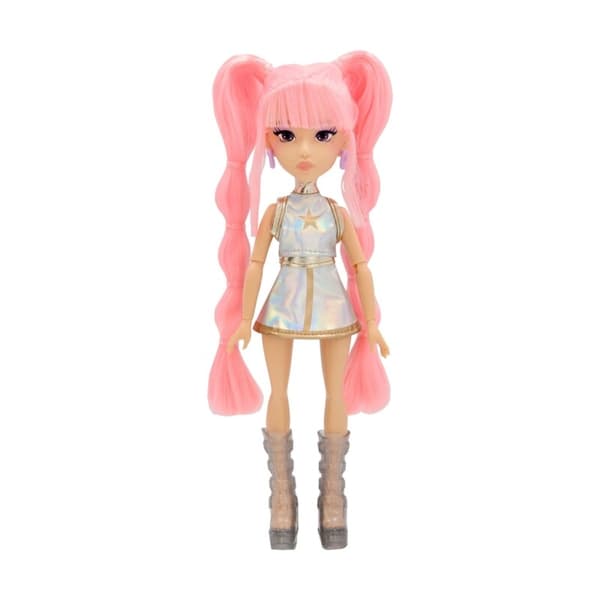 K-Pop Idol Yuni Dukke